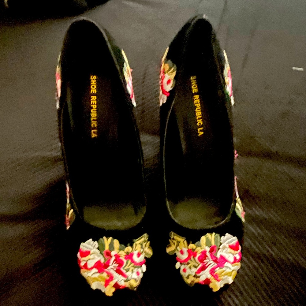 Embroidered heels .